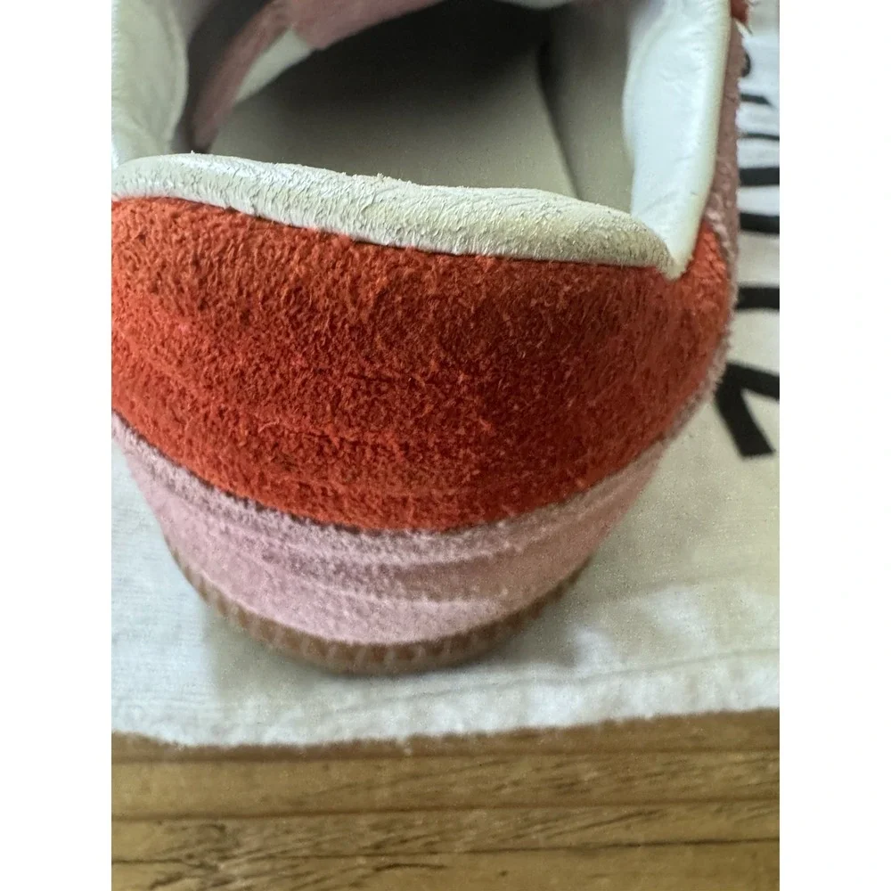 ALOHAS stylish women